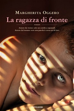 La ragazza di fronte