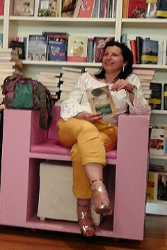 Biografia di Alessandra Maltoni Biografia di Alessandra Maltoni